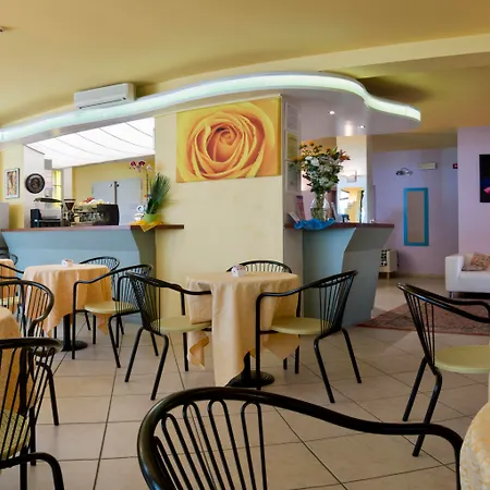 Milano 3* Gatteo a Mare