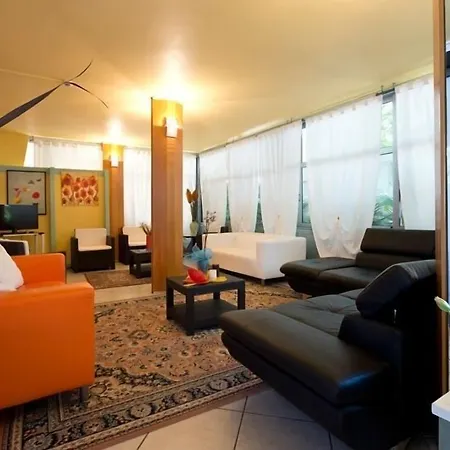 Milano 3*